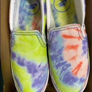 Nike Court legacy slip ons